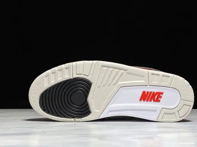 HYPE CJ0939-100 University Jordan Air 3 Retro White Tinker Red 0626